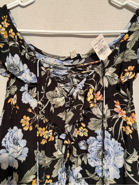 American Eagle Outfitters Black Maxi Dress with Blue and Yellow Floral Print - Picture 5 of 12